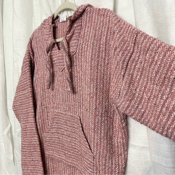 Pilotzi Oversized Boxy Mexican Hooded Poncho Women’s S Woven Multicolored - Picture 3 of 7